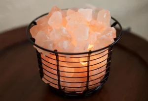 Iron / Wood Basket salt lamp - Image 2